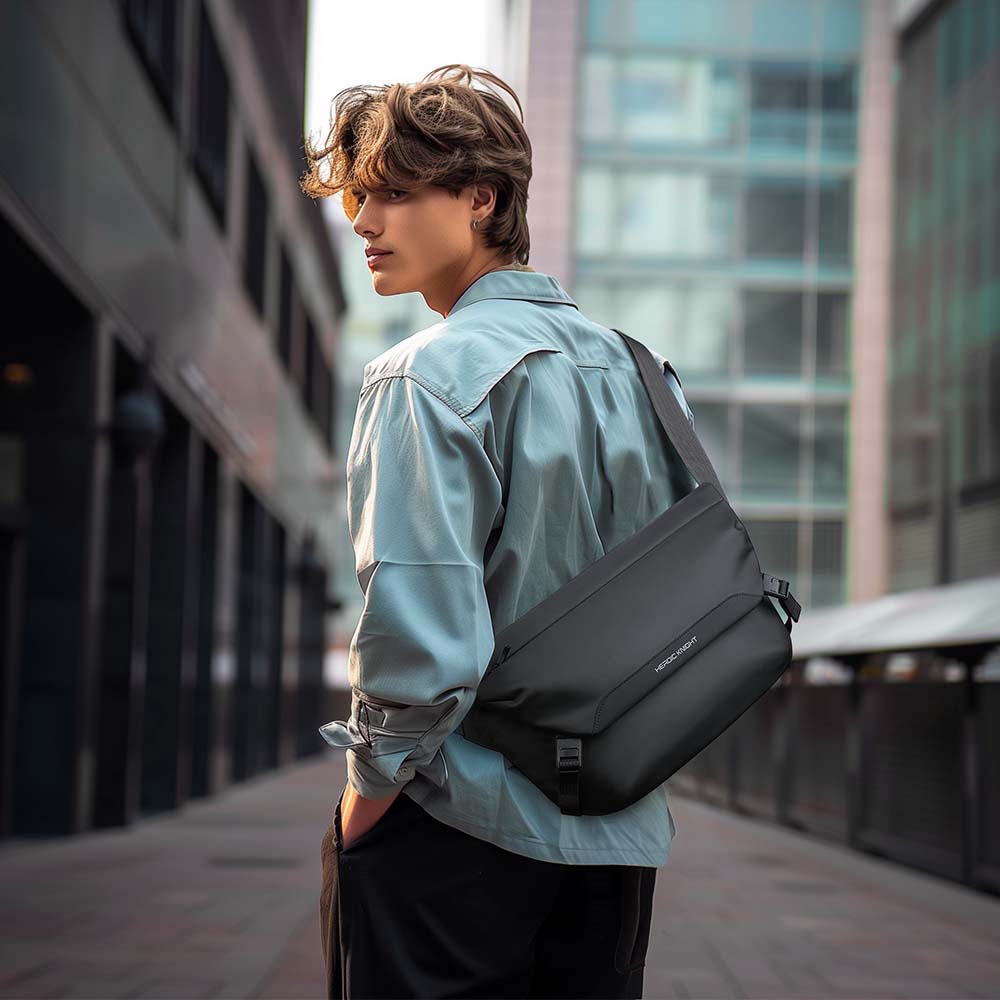 HK Water Repellent Messenger B - Hydration Pack Outdoor 리뷰 및 가격